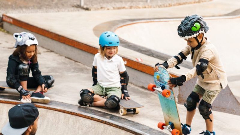 How To Teach A Child To Skateboard