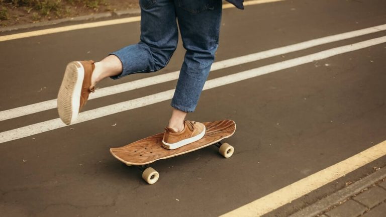 Techniques For How To Push On A Skateboard